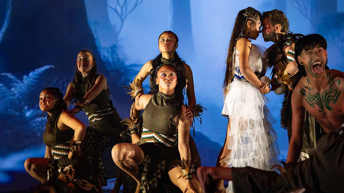 Students perform in Autaia showcase